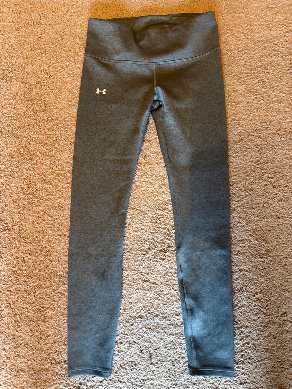 Under Armour women’s gray High-Waist Leggings